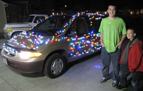 My Christmas lights car! How I put Christmas lights on our minivan!